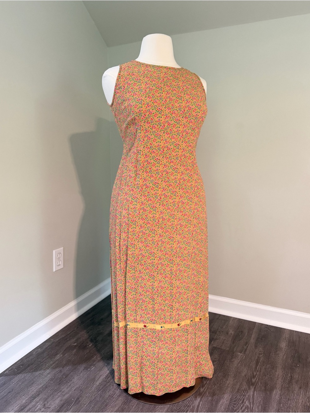 April Cornell Dress - Cottagecore, Dainty Floral, Flowy, Retro
